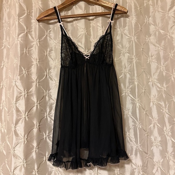 Victoria's Secret Other - Victoria’s Secret Black Sheer Lace Babydoll Lingerie Chemise Slip Lace Ruffles